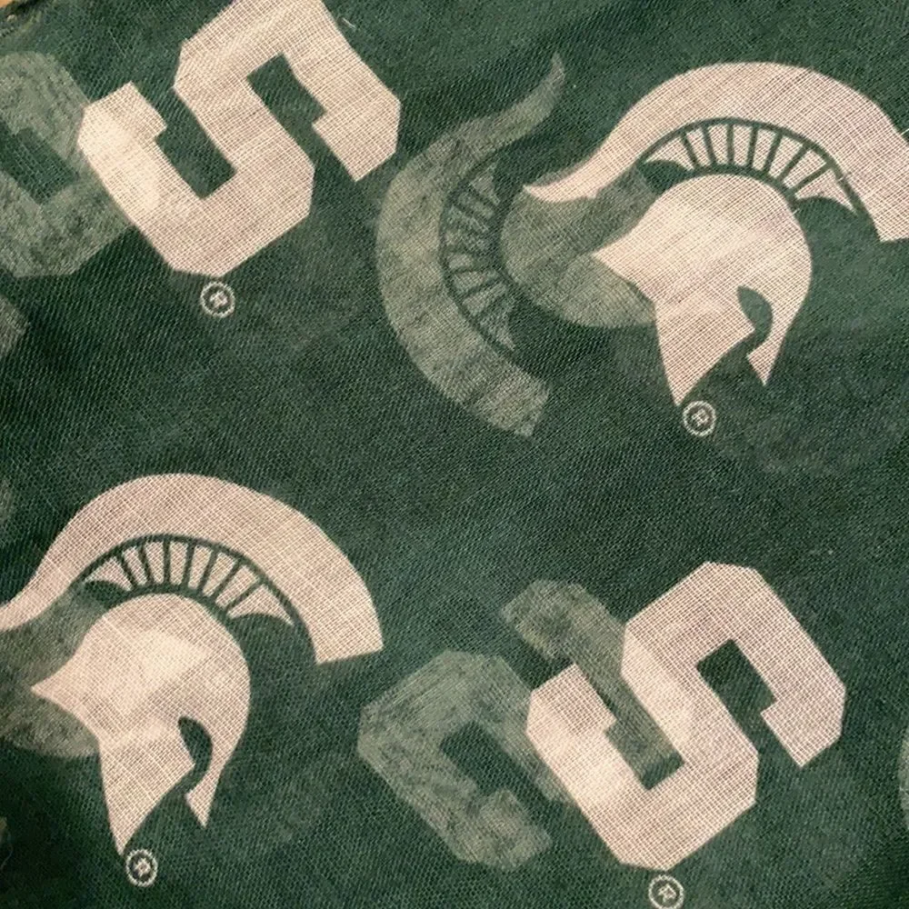 Michigan State University Spartan Infinite Scarf MSU SPARTANS Women’s Accessory - Picture 3 of 5